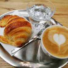 Bienvenue aux nouveaux membres AFFB inscrits en 2019! Tous les membres AFFB sont invités à venir partager Café & Croissants le 15 décembre. Un atelier Pâtisserie de Noël est prévu pour les enfants :)